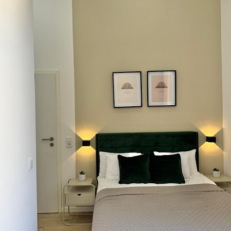 Heaven Homes - Doppelzimmer Mit Eigenem Bad ดุสเซลดอร์ฟ ภายนอก รูปภาพ