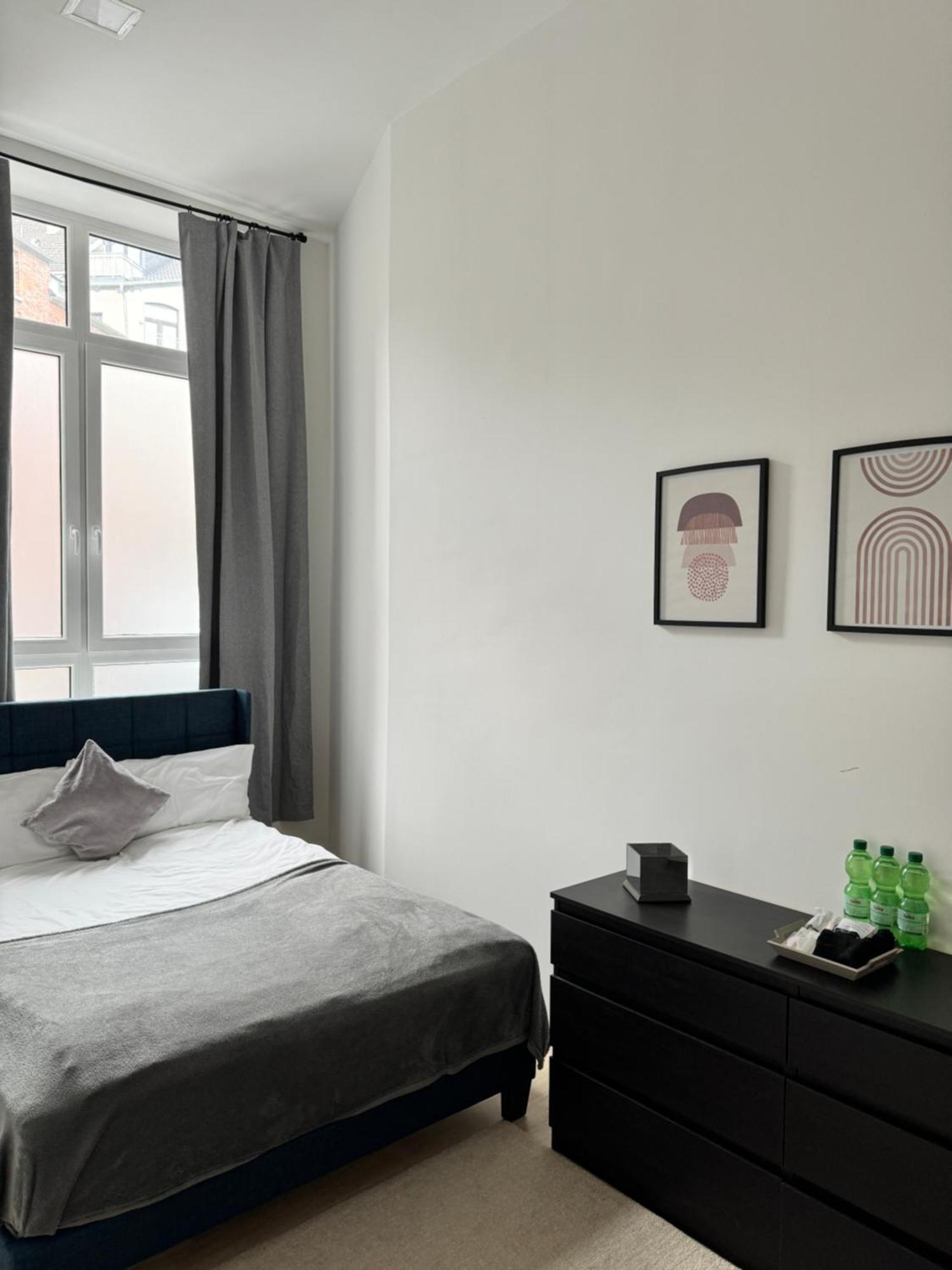 Heaven Homes - Doppelzimmer Mit Eigenem Bad ดุสเซลดอร์ฟ ภายนอก รูปภาพ