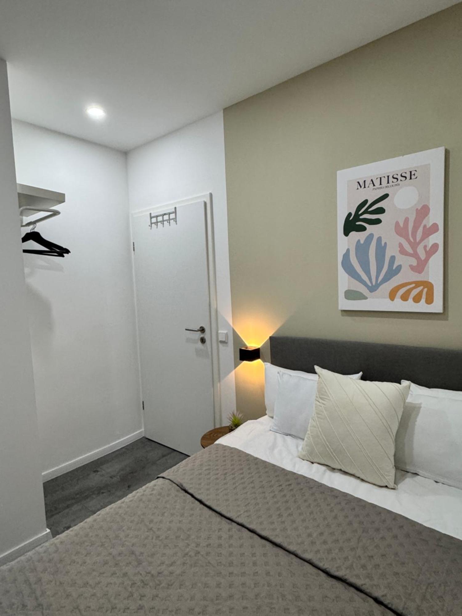 Heaven Homes - Doppelzimmer Mit Eigenem Bad ดุสเซลดอร์ฟ ภายนอก รูปภาพ